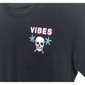 DK‎ Mens Sz M Vibes Tropical and Skull Print Black Short Sleeve Crew Neck